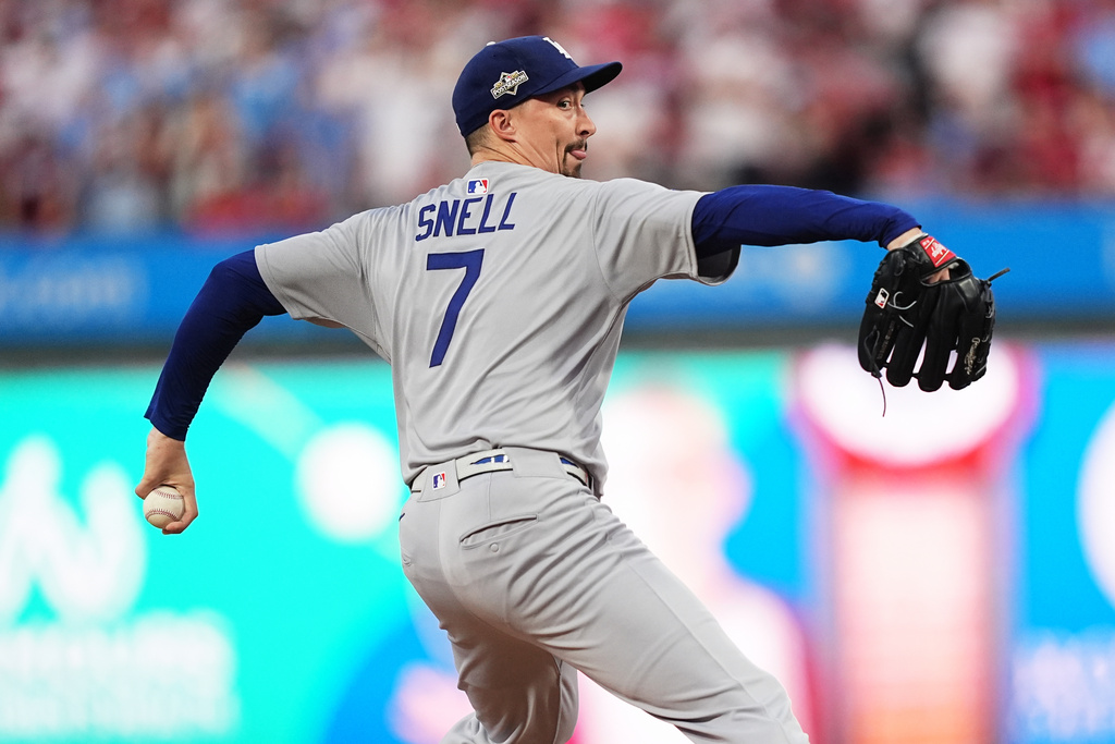 MLB(影)／佐佐木朗希2球救援成功！費城人9局下差點逆轉道奇4比3拿下二連勝