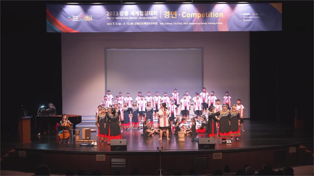 寶來國中暨尼布恩合唱團　勇奪世界合唱大賽「雙金」