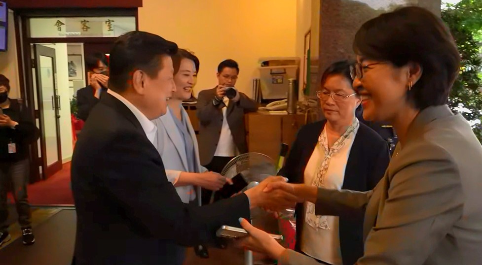 放生小雞?蔣萬安政院喊「拒任中央宰割」 卻缺席拜會韓國瑜、藍委