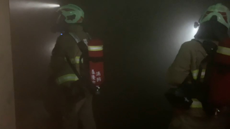 快新聞／基隆橘郡社區機房爆炸！200多位住戶撤出　濃煙太大消防一度呼吸不遂