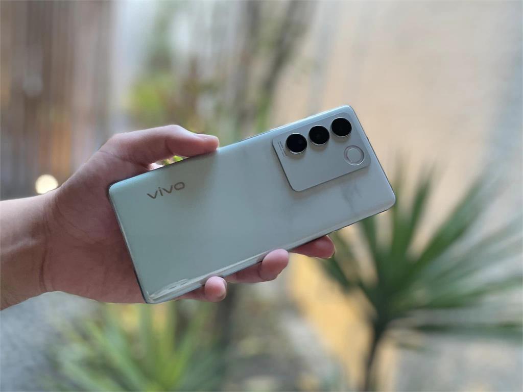 vivo V27預購倒數 傑昇獨家送1.4萬元回饋