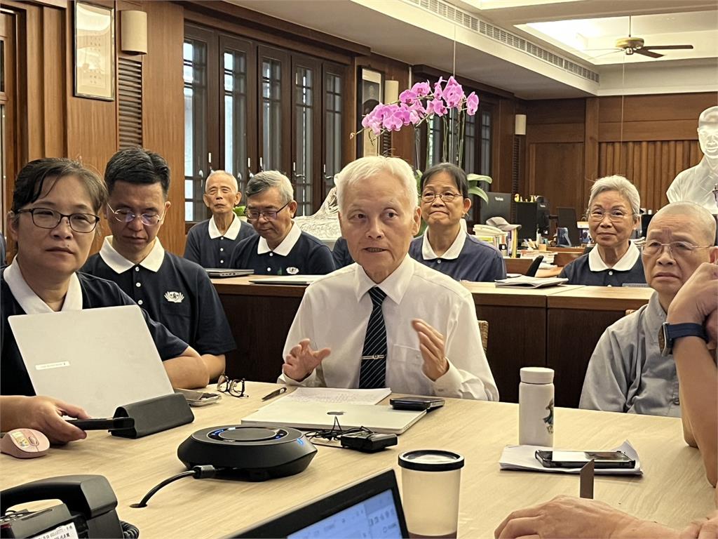 關心巴威颱風來襲 慈濟證嚴法師主持全台連線防災會議