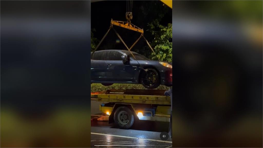 帕拉梅拉遭撞! 公車疑爆胎失控衝撞  六百萬名車車主:心碎的一天