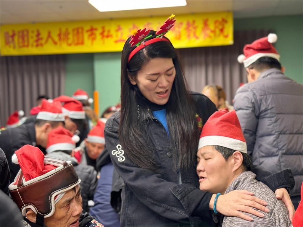 快新聞/暖心送愛!IN220義工團45名志工 不畏寒冬 將愛心送進桃園安康安養院