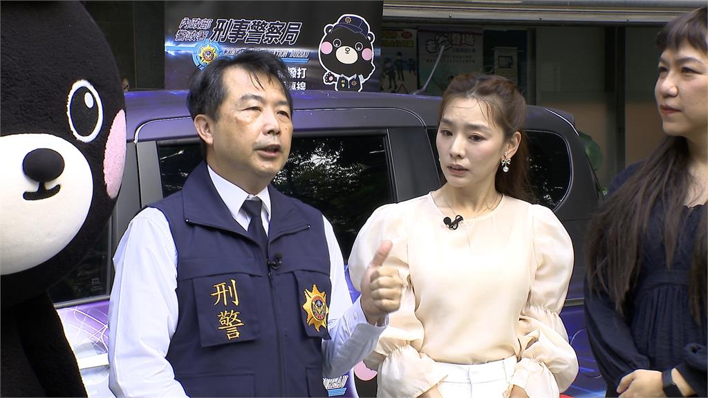 反詐行動車前進西門町　藝人賴芊合擔任一日反詐大使