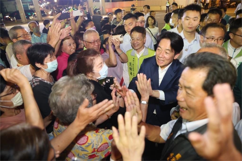 快新聞/