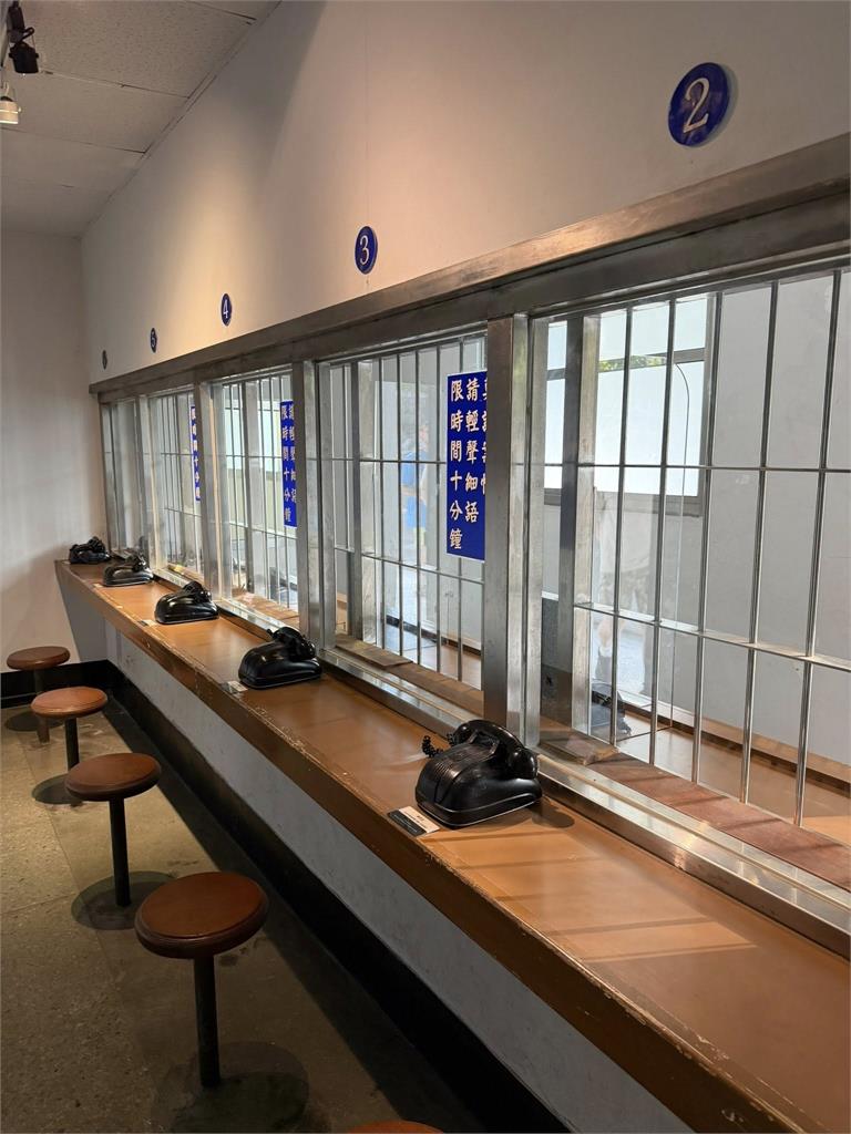 「民主油罐車」直衝人權博物館 遭網軍出征賈永婕發聲了 賈永婕嗆蔣中正「繼續罰坐吧」被批撕裂台灣!本人開炮「點名這人」網驚:民主油罐車