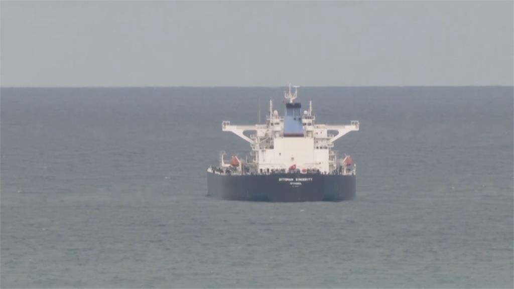 國際油價衝破每桶110美元　日股狂瀉4000點、韓股大跌逾6%