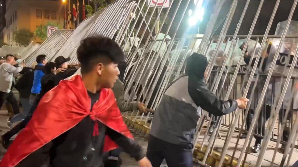 Z世代示威延燒進秘魯　國會前爆激烈警民衝突
