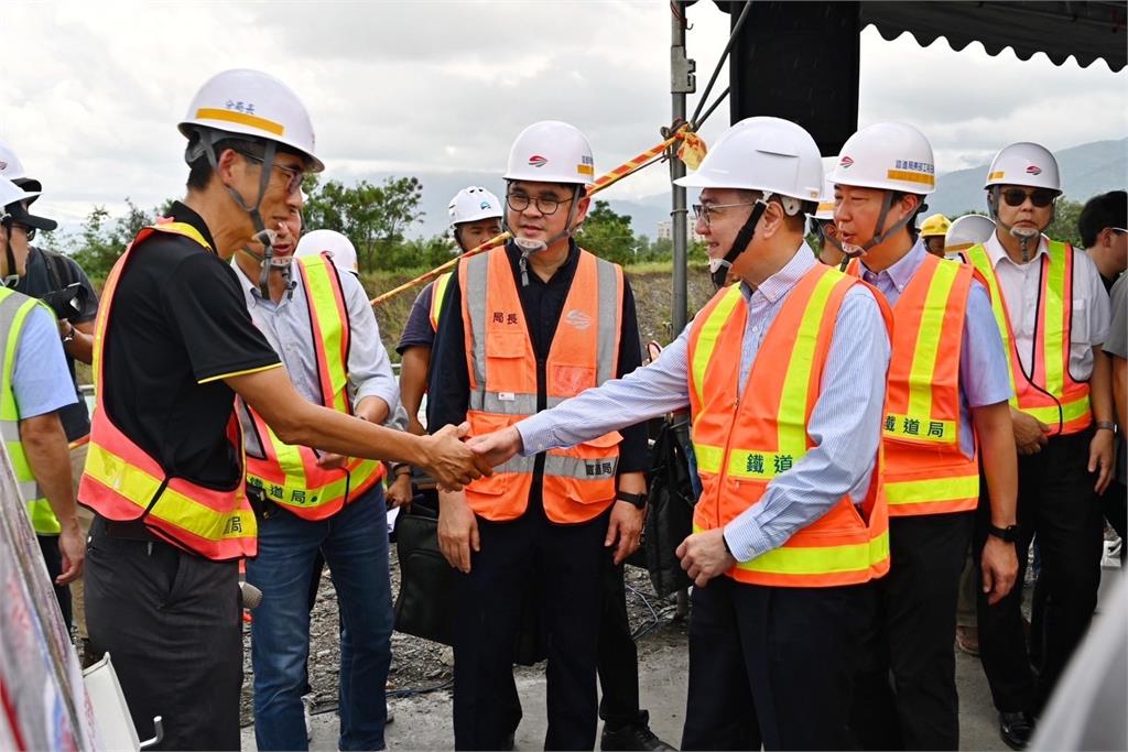 快新聞／視察花東鐵路雙軌電氣化　卓榮泰：提升「慢經濟」觀光產業