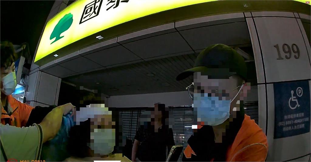 快新聞／北市士林街頭爆衝突！婦提醒「沒垃圾車」竟惹老翁暴怒攻擊