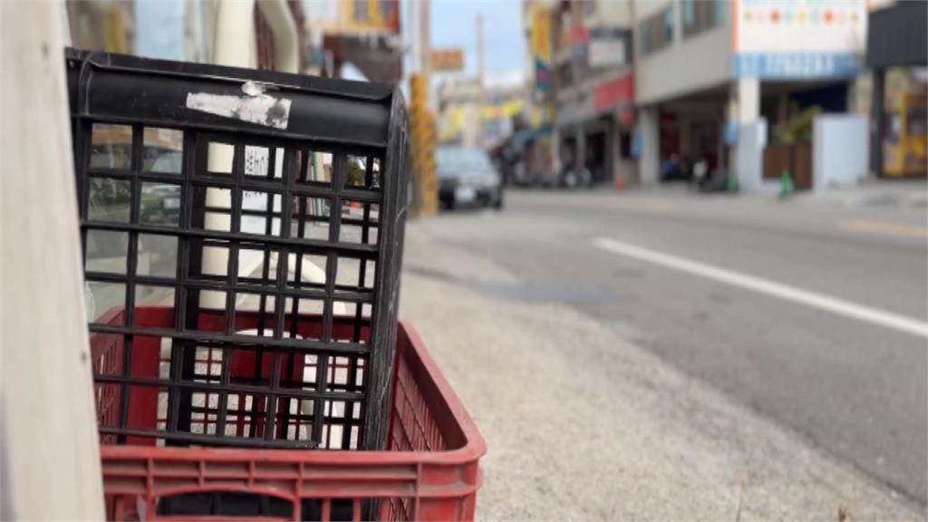 彰化鹿港吹９級強風　目擊塑膠箱上演「離家漂流記」