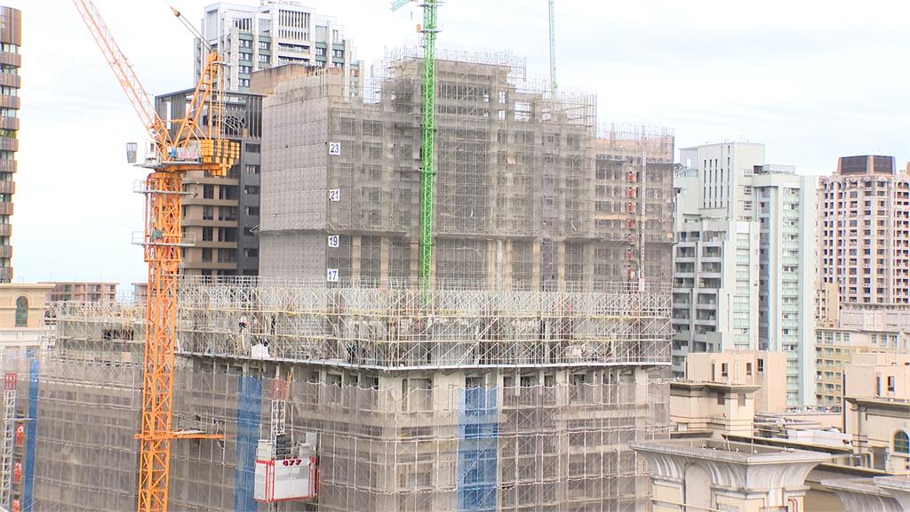 新成屋都「建商已折不二價」?他1個月後查實價登錄哭了:比別戶...