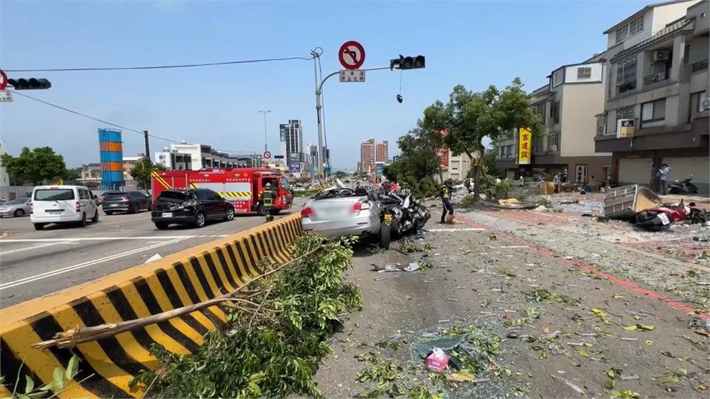 台中沙鹿向上路又出事 曳引車下坡連撞21輛車釀9傷