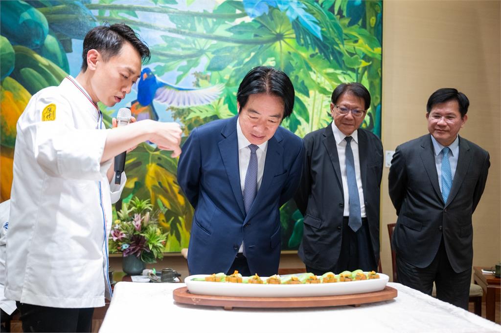 總統接見表揚！城市科大海外爭光　金牌「素東坡肉」驚艷國際