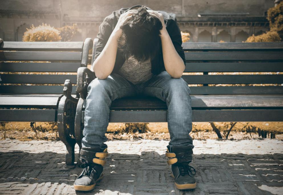 無情加班「操壞工程師」淚灑餐廳！超暖廚師「1舉動」被讚爆…網心疼：生活不易