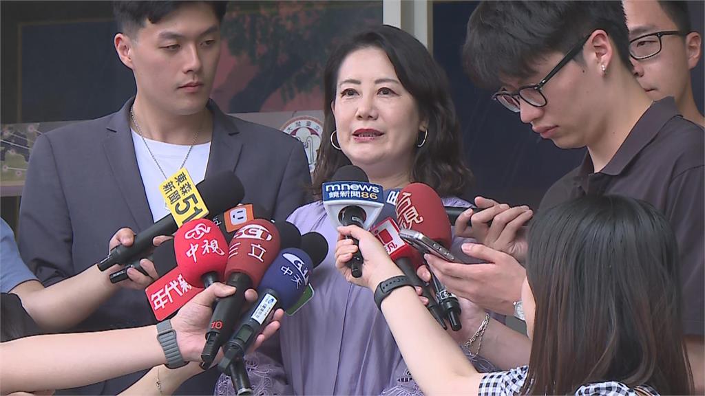 快新聞/黃國昌赴北投踢館 吳思瑤溫柔堅定:他踩的點是我政績「柯都宣傳」