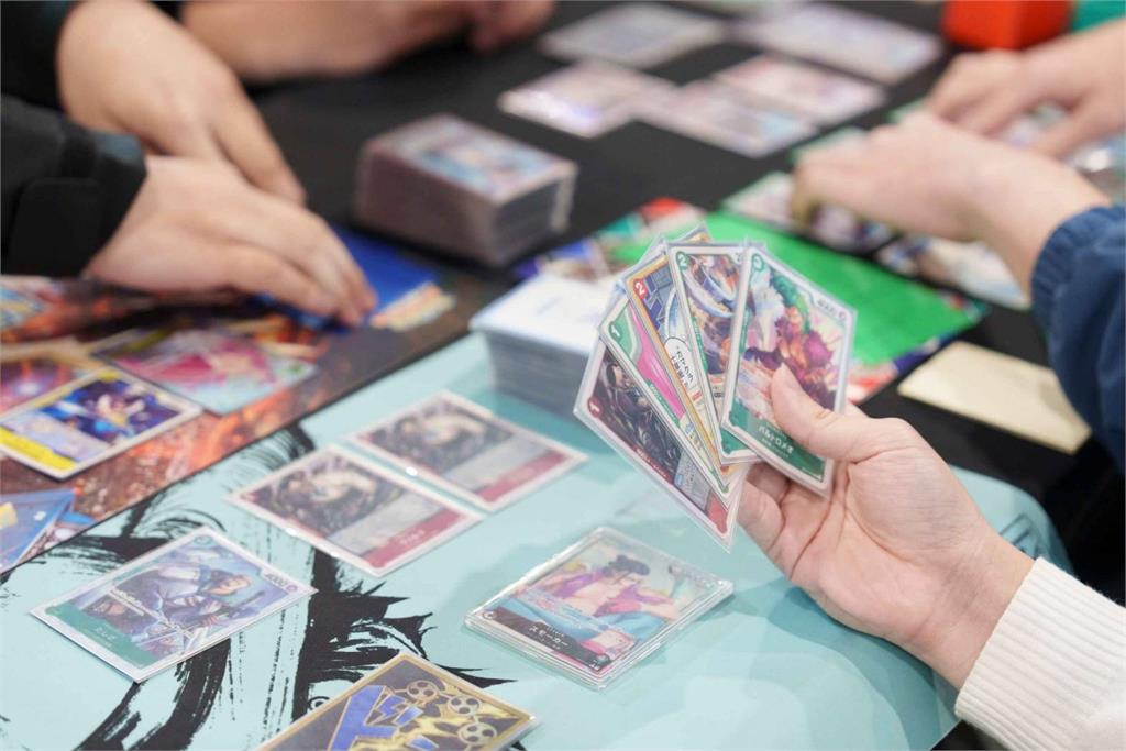 從航海王到數碼寶貝　萬代卡牌嘉年華掀起玩家的熱血回憶