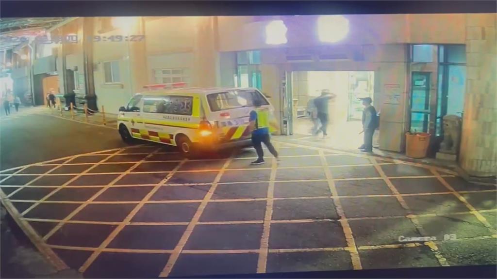 擋道糾紛！父騎電動滑板車載女兒　遭男子持便當盒Ｋ頭