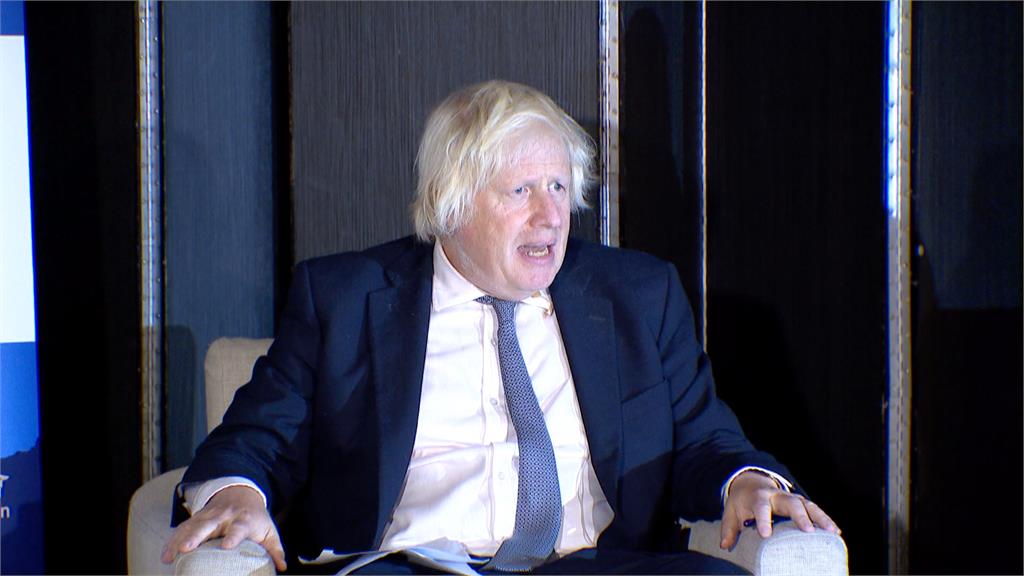與賴總統.蔡英文見面　前英相強生登台喊：想吃鳳梨酥