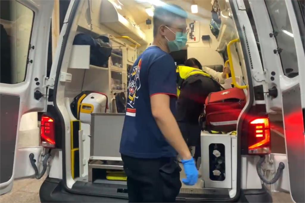 快新聞/超車不慎?傍晚台東金樽3車連環撞 7人受傷送醫
