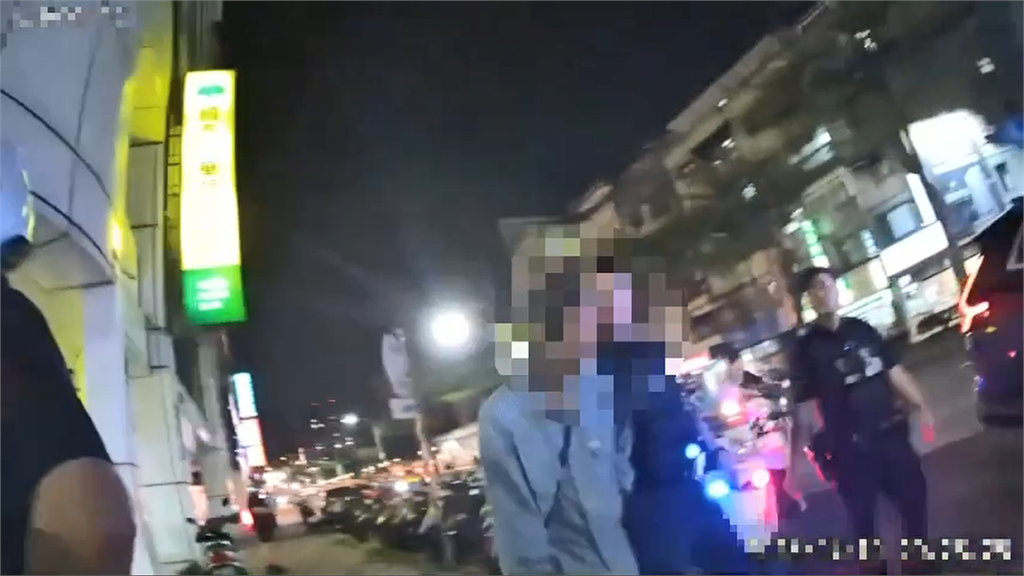 快新聞／三重婦「為這事」大鬧鍋貼店　警一查...同行人竟是通緝犯