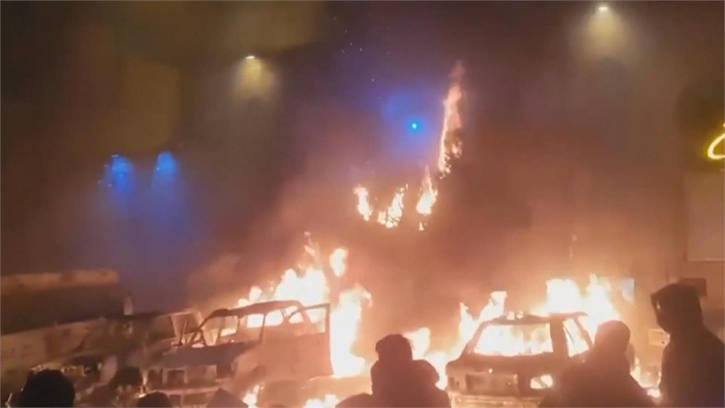 美白宮突發文祈福「天佑美國」！「五角大廈披薩指數」暴增引猜測