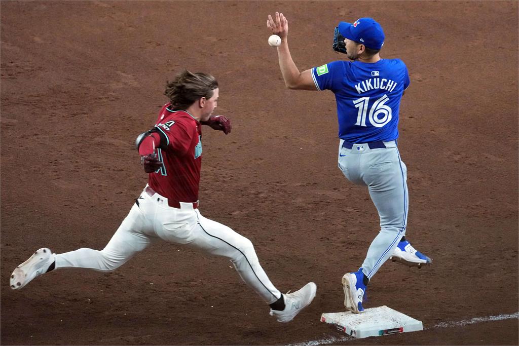 MLB（影）／大谷翔平學長菊池單局丟7分好慘　竟然還躲過敗投