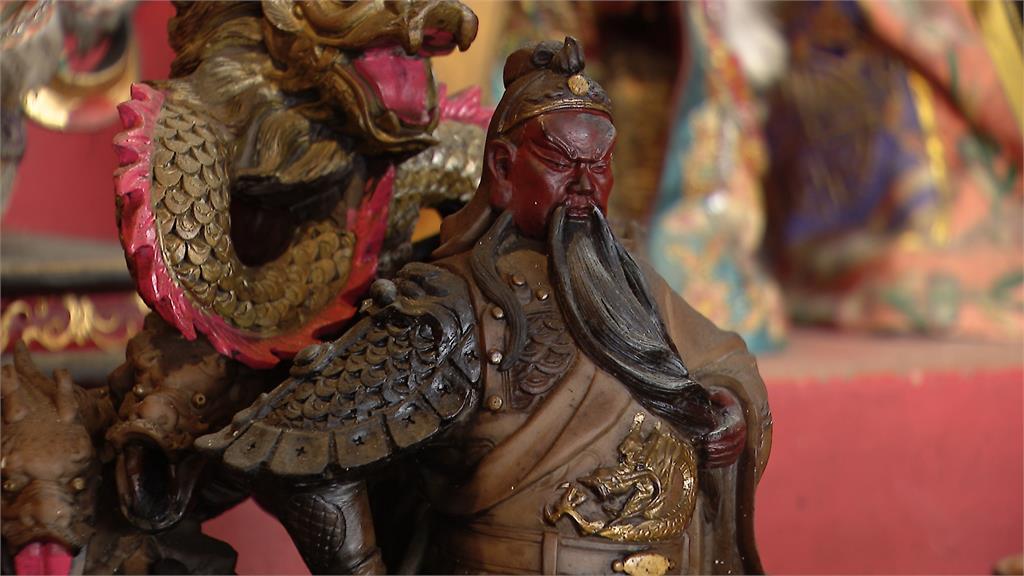落難神明落腳處! 台北百齡寺裝輪子一拉就走
