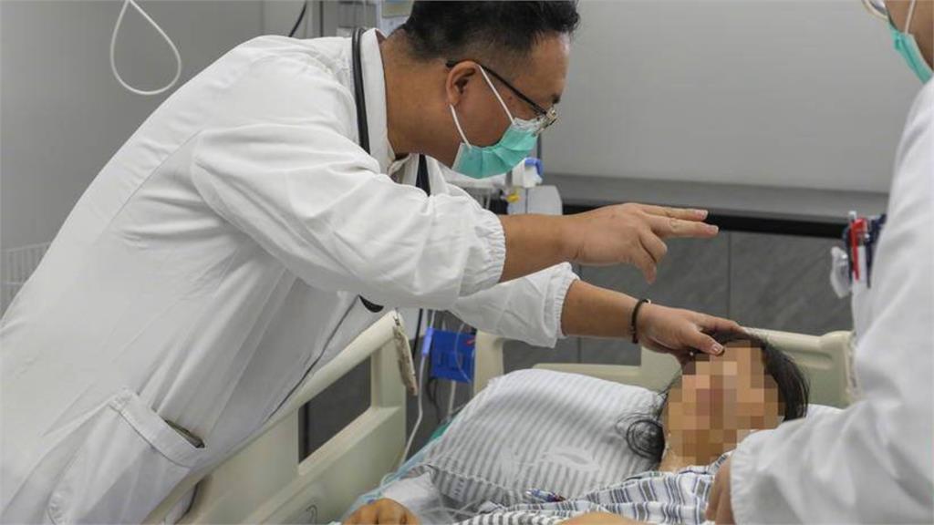 女子偏頭痛聽信偏方「生吞1物」急送醫!醫警告:比砒霜還危險、且無解毒藥