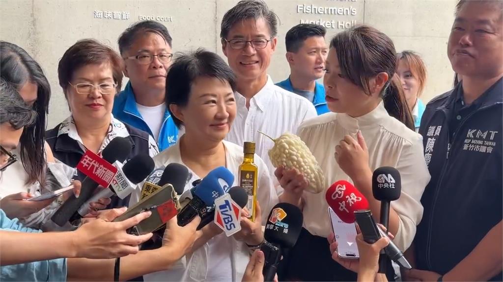 會見"Double苦"市長高虹安？　盧秀燕贈送苦瓜和苦茶油　