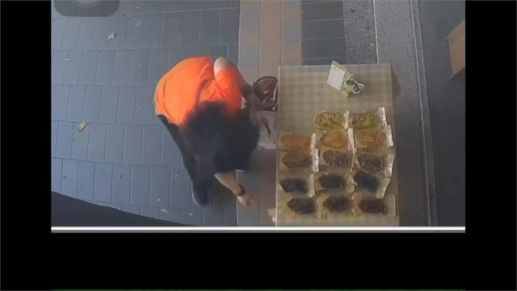 偷2包水果乾還不夠！　女賊「折返繼續偷」劣行全都錄