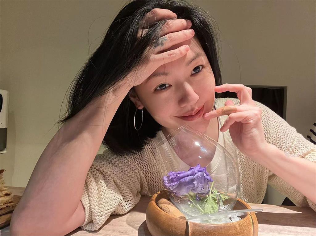林志玲顧家庭不回演藝圈!小S舉雙手贊成:百分之百支持她
