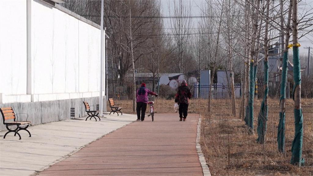 中國強推北方農村"煤改氣" 村民關暖氣硬扛零下7度嚴冬