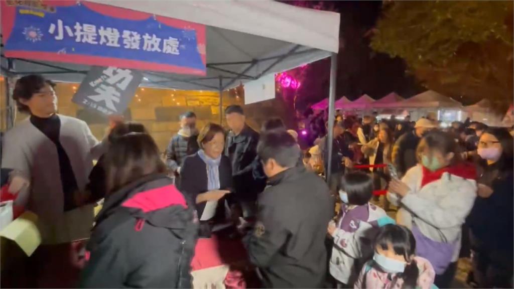 月影燈季「櫻桃小丸子、跳跳馬」挨批過氣 彰縣府駁:小提燈秒殺