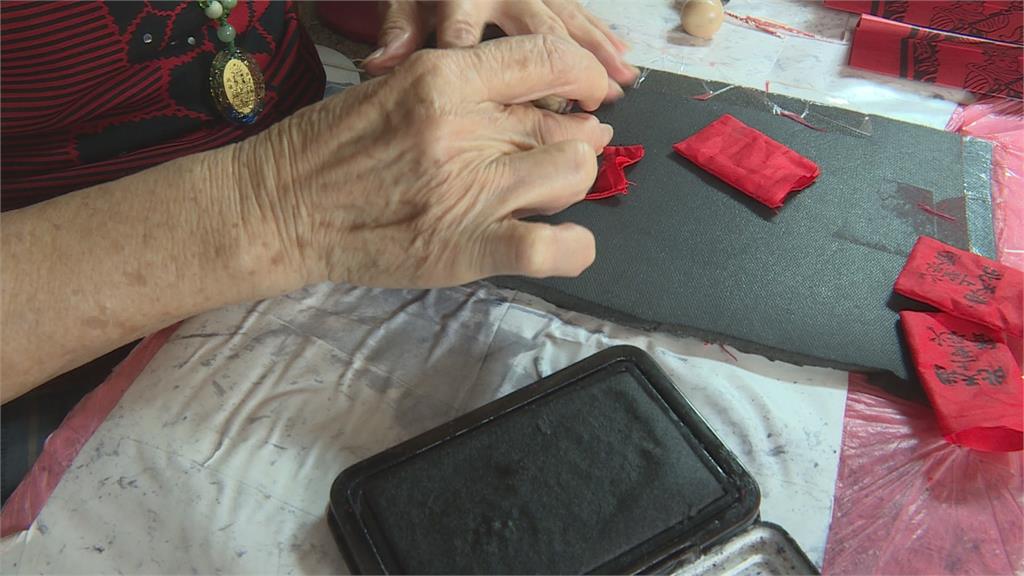 全台最旺香火袋 千歲團變神隊友