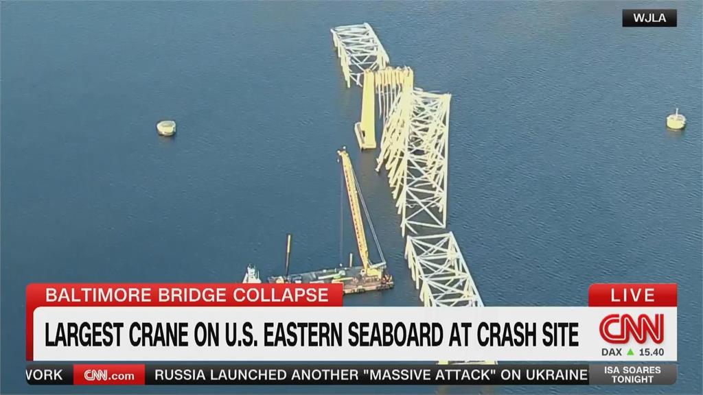 巴爾的摩斷橋殘骸重達4千噸　出動東岸最大起重機清運
