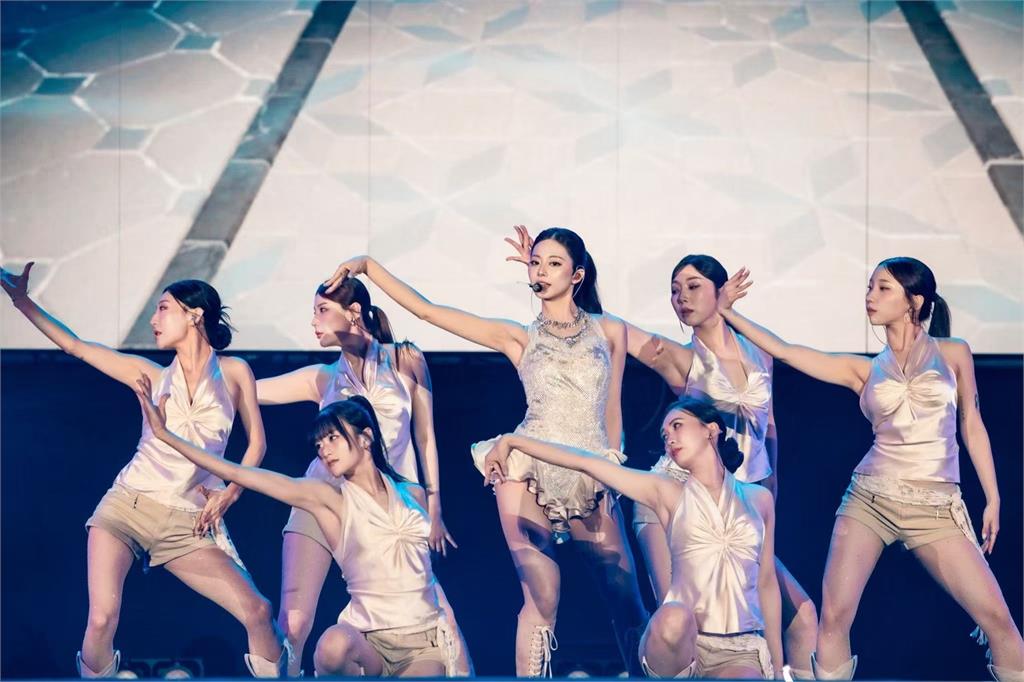 子瑜遭爆「不續約JYP」掰了11年合約！韓媒揭「已達共識」公司15分鐘火速回應了