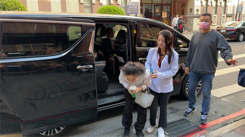 柯文哲涉京華城弊案.政治獻金案 一連10個工作天密集審理