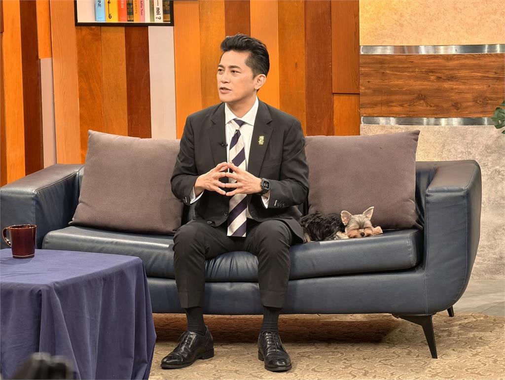 獨家／「你是白狐我是醬板鴨」AI短劇圈粉長輩！永聖弘業 陳力新：AI已經來找你