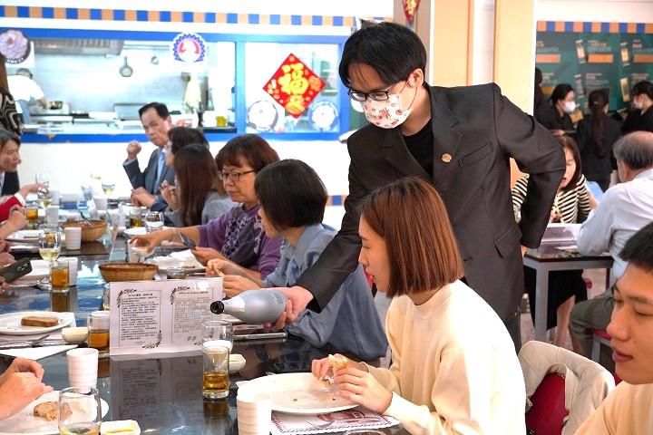 米其林示範料理  強化中華大學職場競爭力