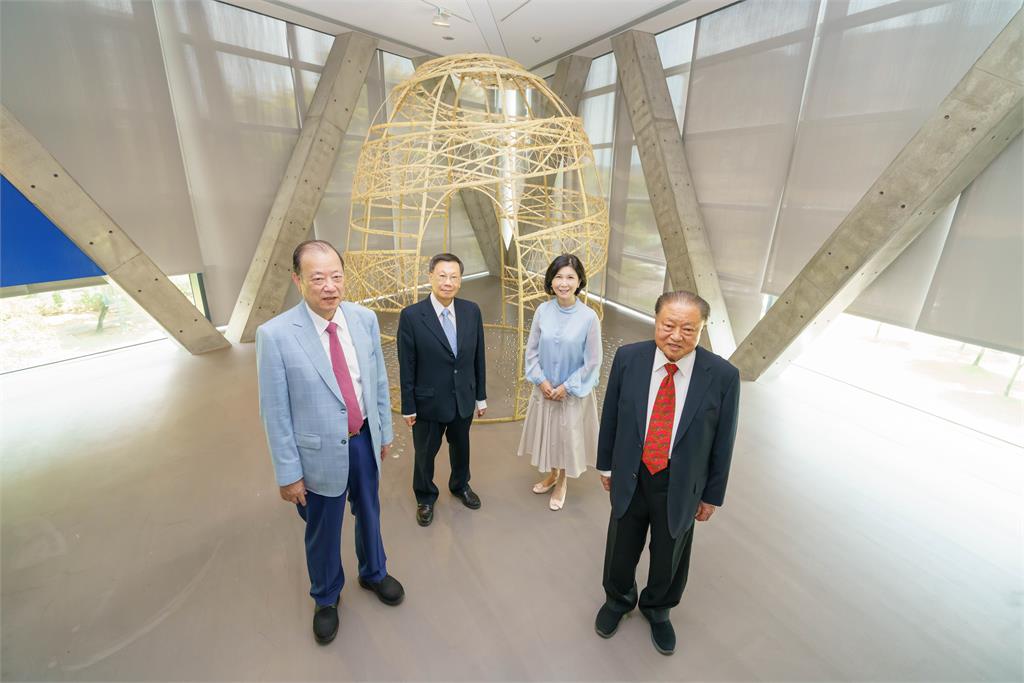 亞洲大學、台達基金會共同舉辦「地球．脈動中–生態與藝術特展」首創100%使用再生電力展覽