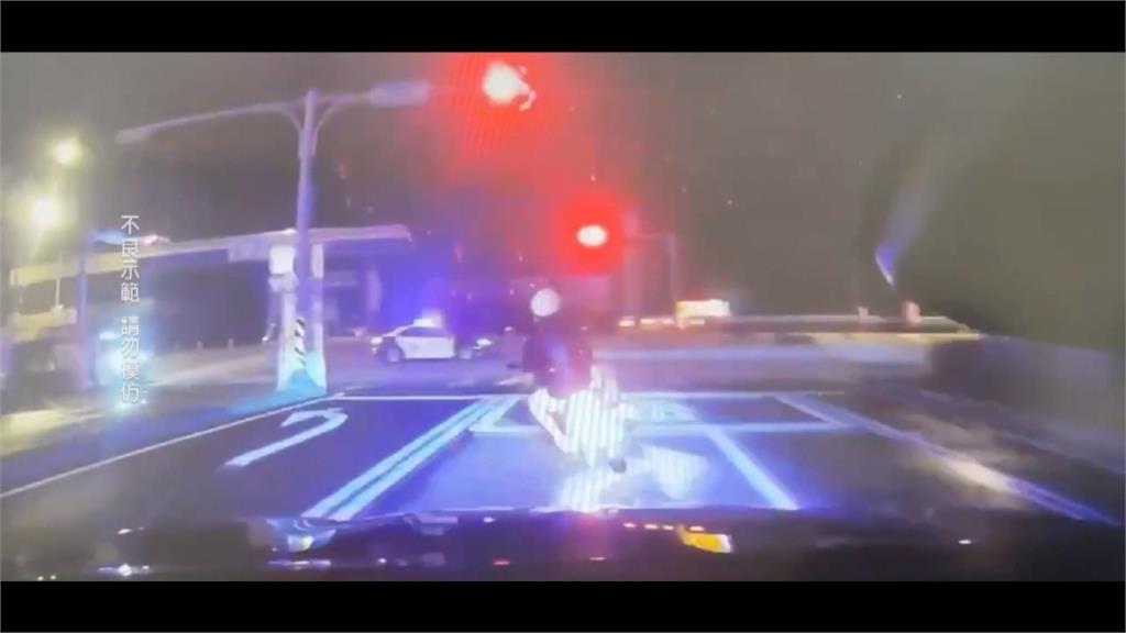 少年無照狂飆10分鐘 報紙遮車牌被逮挨罰32400元