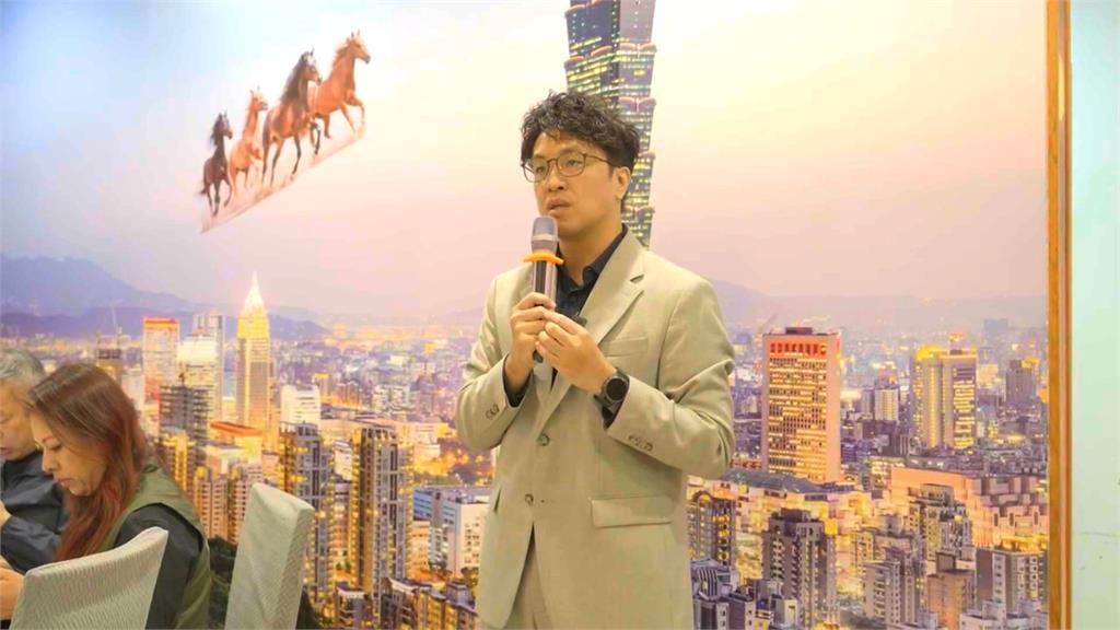 沈伯洋訪美首站洛杉磯！　美西後援會成立支持者擠爆