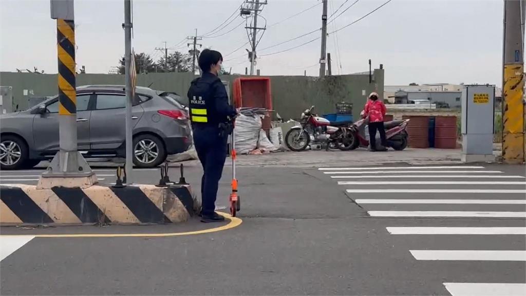 彰化騎士撞上大貨車送醫不治! 苗栗17歲騎士摔水溝昏迷