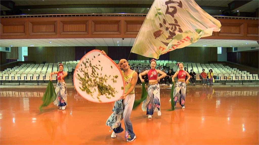 日本「真中祭」邀請台灣隊　新民高中「茶舞」引熱烈迴響