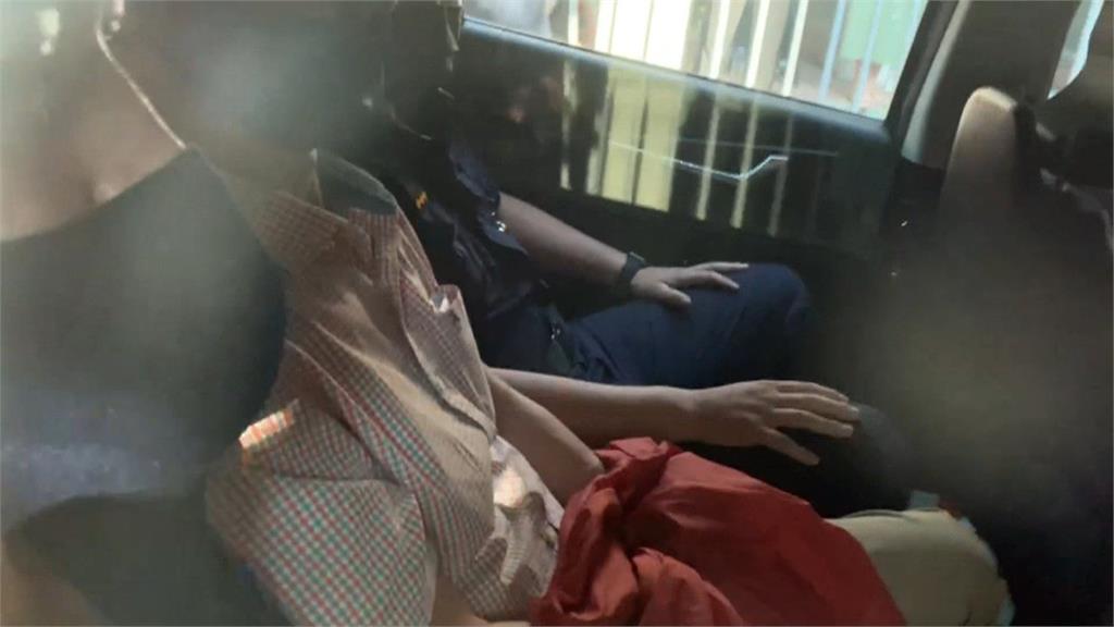彭振聲中午突傳身體不適戒護送醫　傍晚返回地院
