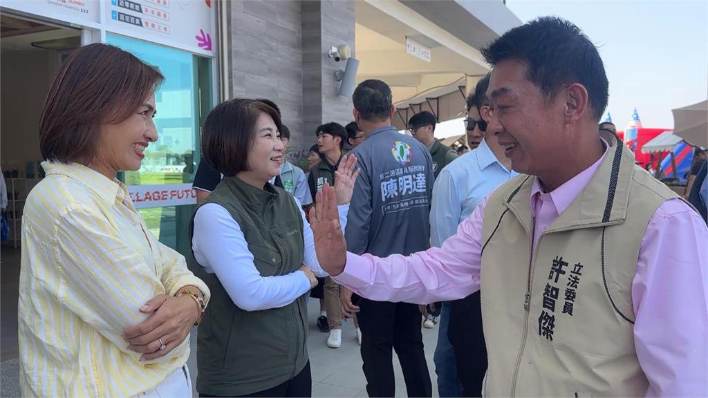 爭高雄市長!賴瑞隆出席新書發表 許智傑、邱議瑩關心高屏二快進度