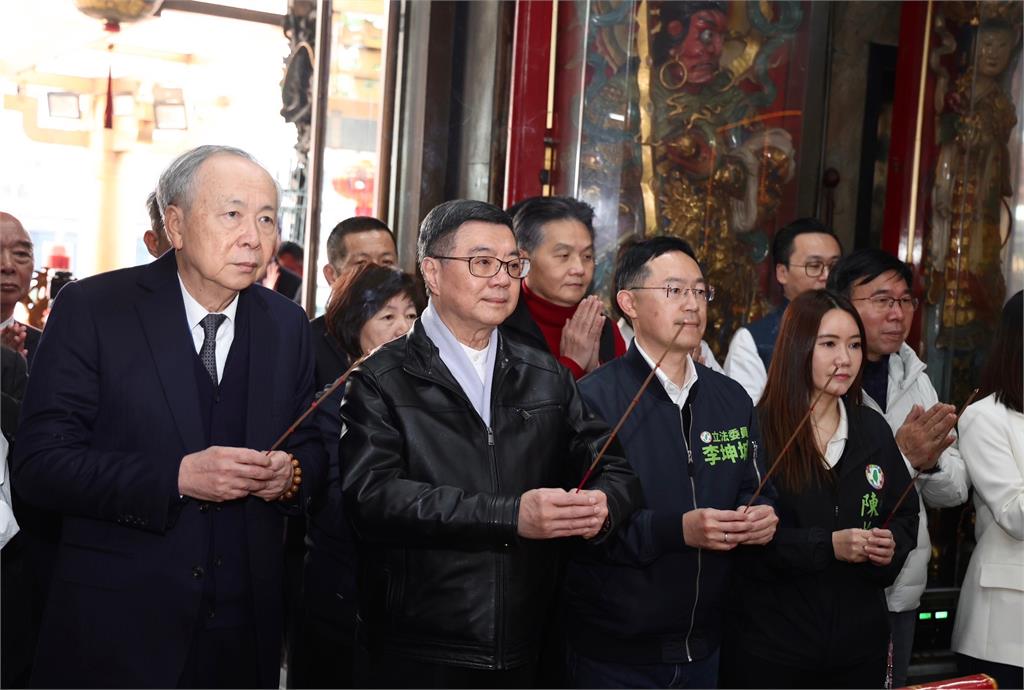 快新聞/走透透!初一台北連拜4廟祈福 卓揆盼落實四目標:帶領台灣更進步