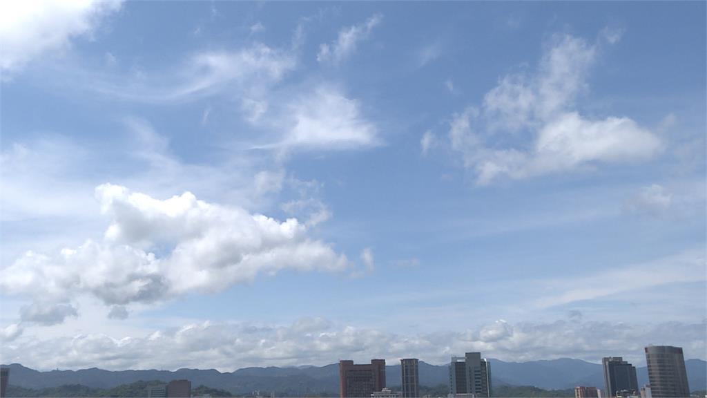 西半部今熱破30度 週二起連續四天防大雨